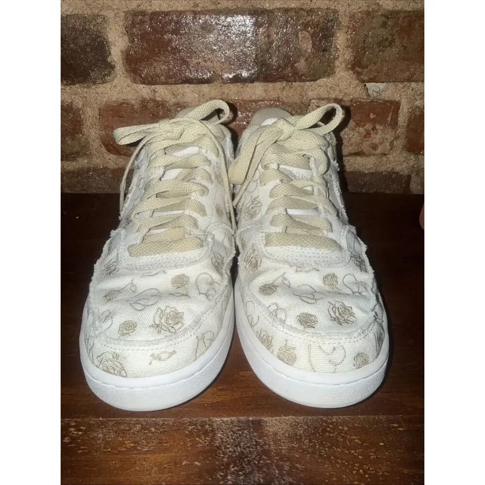 Nike Court Vision Low “Valentine’s Day” Women's Sz 7 Shoes Sneakers DJ9297-100